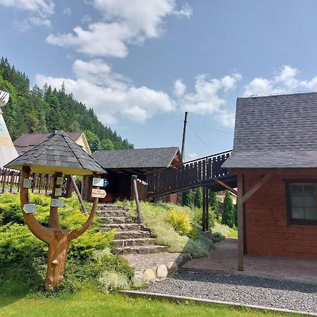 Chatka Pod Jaskynou Maluzina Exterior foto